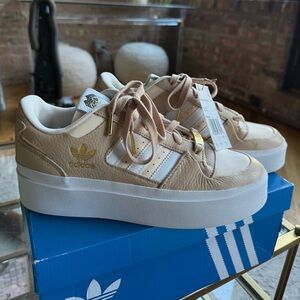 Women’s Adidas Forum Bonega